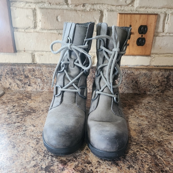 Joan of arctic wedge - Picture 3 of 10